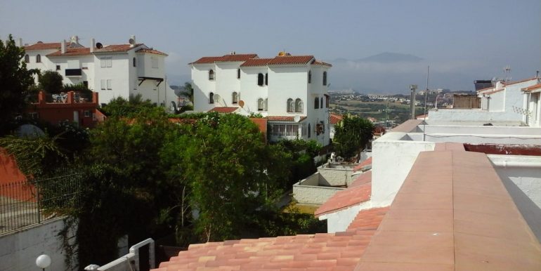 B5371393-36CD-4682-80D1-500C7B60750B