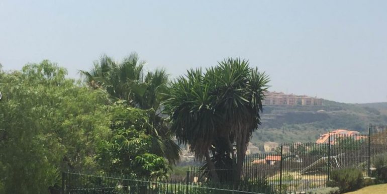 F534F7FA-815B-423F-B4F2-693100CC28CA